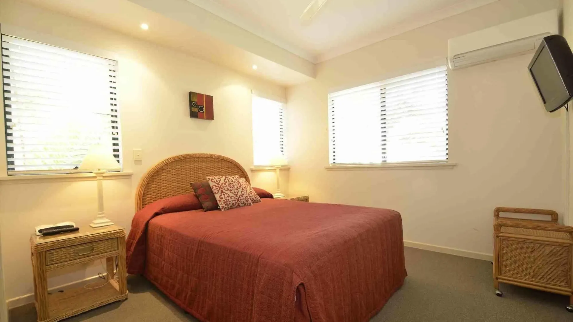 Bermuda Villas Sunshine Coast Aparthotel